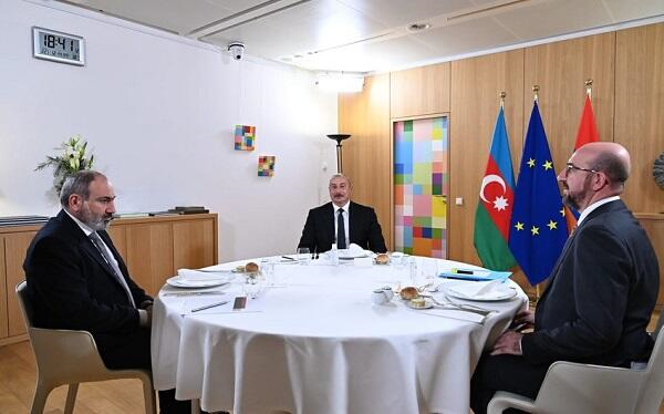 Üçtərəfli görüşün yekunu ilə bağlı bəyanat